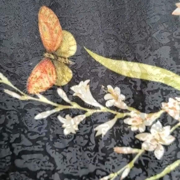 Vintage Signed Jim Thompson Botanical Butterfly Print Black Silk Blouse Size 8 - Picture 13 of 13